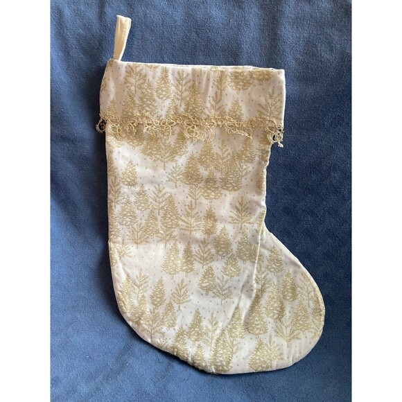 Vintage CHRISTMAS STOCKING Ivory Lace Quilted Heart With Embellishments Button - Picture 2 of 8
